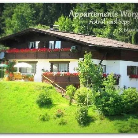 Woergoetter Astrid & Sepp Homestay *